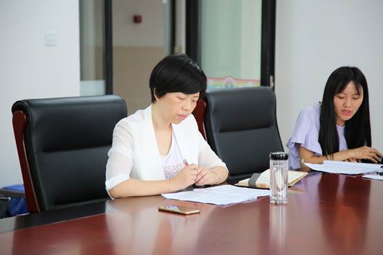 谭珂老师主持研究的区级青年教师课题《小学低年级阶段劳动教育活动